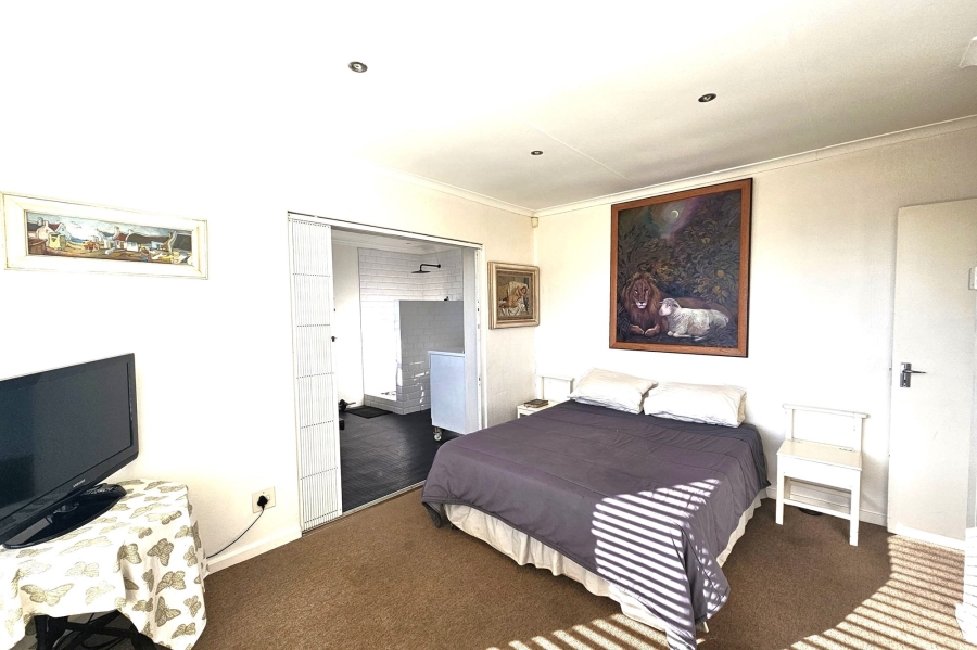 2 Bedroom Property for Sale in Wavecrest Eastern Cape